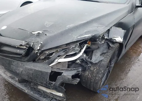 2012 Mercedes-Benz E 350 z USA, uszkodzony, nr VIN WDDKJ5KB2CF135294